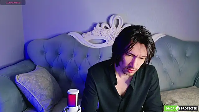 Snapshot of CalvinChapman chatting on 05.18.26 CalvinChapman online show from 05.18.26
