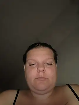 BadMommyyyyy online show from 07.12.26