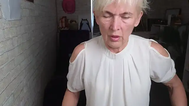 Snapshot of Nia_Natur chatting on 06.05.26 Nia Natur online show from 06.05.26