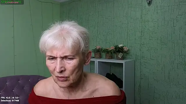 Snapshot of Nia_Natur chatting on 06.30.26 Nia Natur online show from 06.30.26
