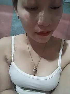 Snapshot of Logii_x chatting on 07.17.26 Logii x online show from 07.17.26