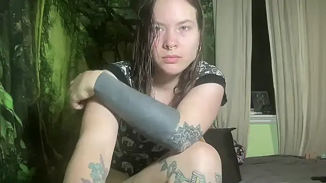 mo0ngoddess online show from 02.05.26