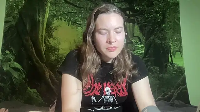 mo0ngoddess online show from 04.18.26