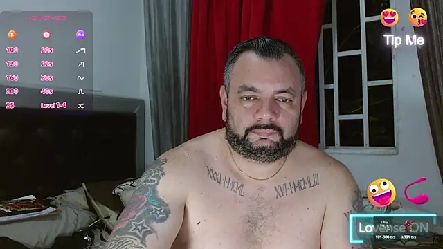 Snapshot of perverseveteranmanxxx chatting on 04.29.26 perverseveteranmanxxx online show from 04.29.26