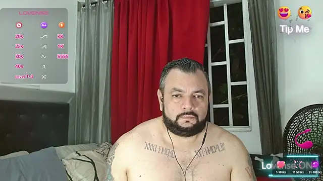 Snapshot of perverseveteranmanxxx chatting on 05.23.26 perverseveteranmanxxx online show from 05.23.26