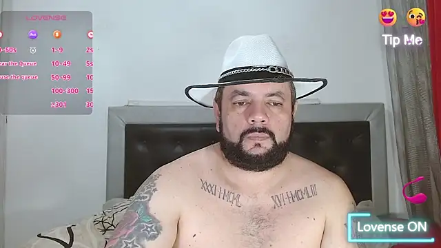 Snapshot of perverseveteranmanxxx chatting on 06.03.26 perverseveteranmanxxx online show from 06.03.26