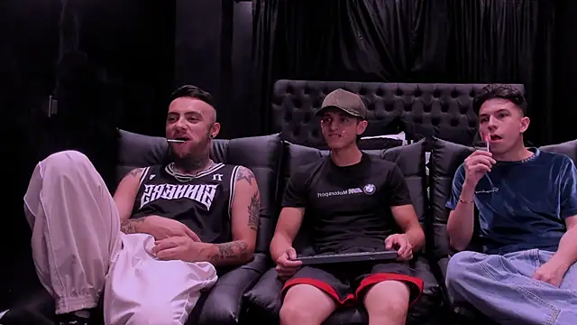 whit friiends online show from 05.13.26