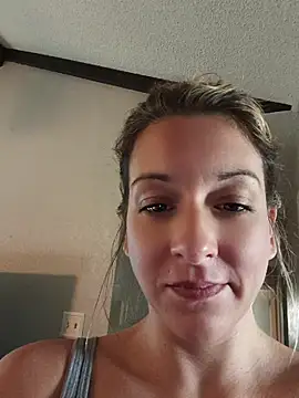 missbellastar online show from 05.21.26