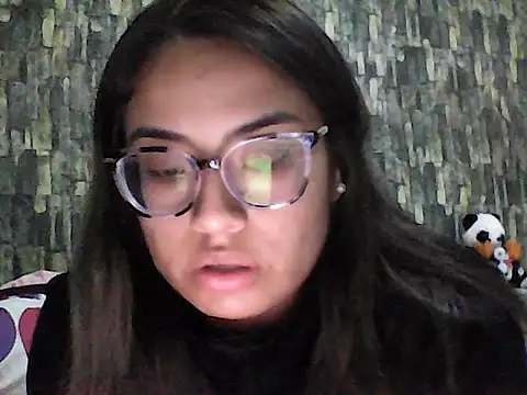 Snapshot of BabyCinnamon1 chatting on 06.23.26 BabyCinnamon1 online show from 06.23.26