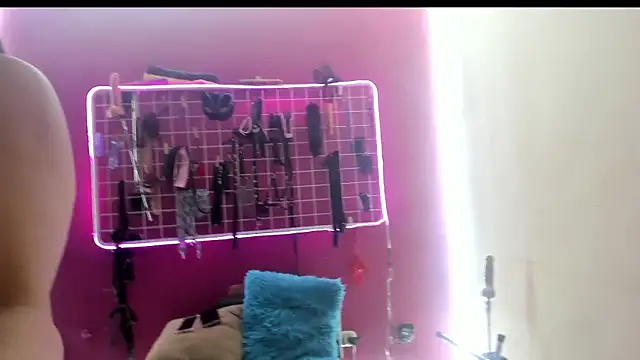 Snapshot of MistressMia_bdsm chatting on 05.12.26 MistressMia bdsm online show from 05.12.26