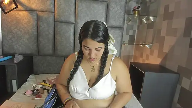 Ainoa Ruiz online show from 06.03.26