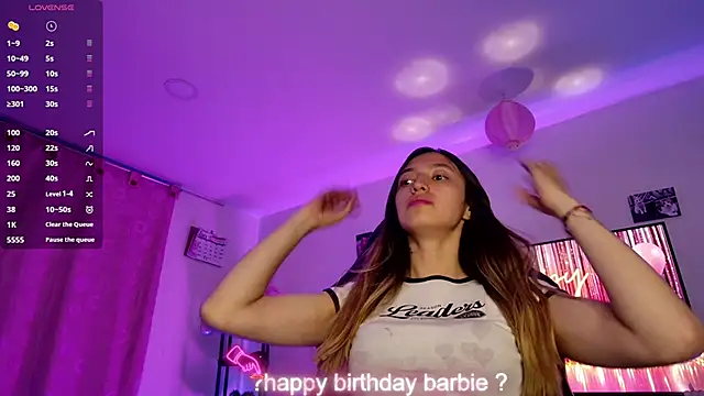Snapshot of Barbie20_ chatting on 06.11.26 Barbie20 online show from 06.11.26