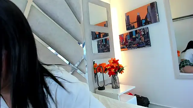 Snapshot of haileypetite chatting on 07.11.26 haileypetite online show from 07.11.26