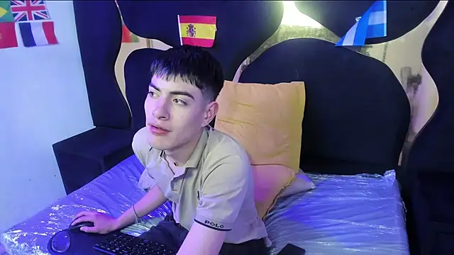 andylol330 online show from 07.21.26