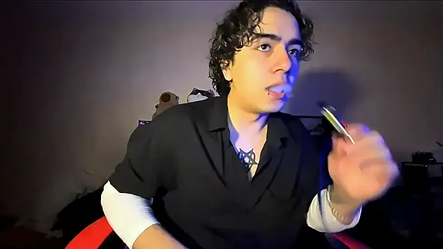 Snapshot of _ELIGOS_ chatting on 05.26.26 ELIGOS online show from 05.26.26