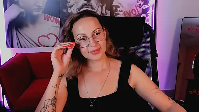 Charlotte Hudson online show from 07.14.26