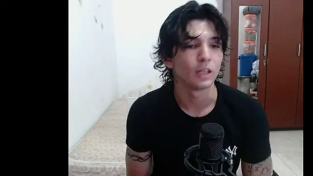 Snapshot of Archangel__ chatting on 05.17.26 Archangel online show from 05.17.26