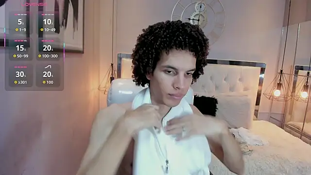 Snapshot of felix_haze chatting on 06.24.26 felix haze online show from 06.24.26
