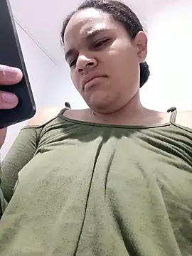 sexybronwgirl01 online show from 05.17.26