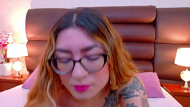 LiahRose  online show from 06.10.26