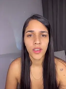 Snapshot of Isa_steele chatting on 06.18.26 Isa steele online show from 06.18.26