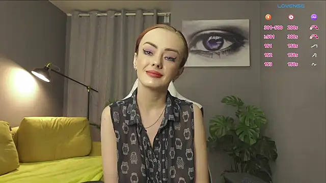 Snapshot of Megany chatting on 02.05.25 Megany online show from 02.05.25