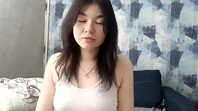 Snapshot of Sage_Blue chatting on 05.13.26 Sage Blue online show from 05.13.26
