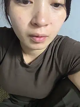 Snapshot of Ario_sexy chatting on 06.19.26 Ario sexy online show from 06.19.26