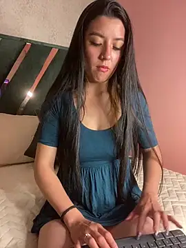 Megan pink18 online show from 06.18.26