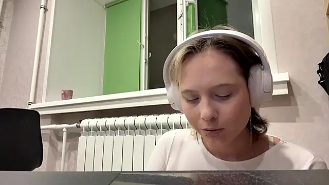 CuteLilit online show from 06.10.26