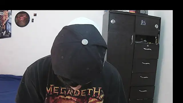 Snapshot of Fenix_hardcock chatting on 06.25.26 Fenix hardcock online show from 06.25.26