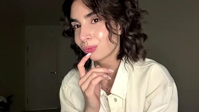 Snapshot of JessiaRuezga chatting on 05.31.26 JessiaRuezga online show from 05.31.26