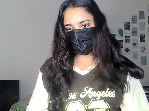 Snapshot of priyanks_sharma37 chatting on 06.08.26 priyanks sharma37 online show from 06.08.26