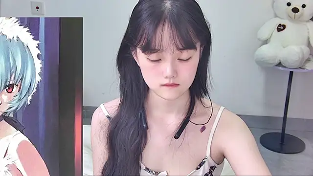 Snapshot of Evil-Bunny007 chatting on 06.05.26 Evil-Bunny007 online show from 06.05.26