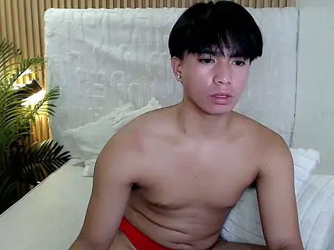 Snapshot of horny_jamesxx chatting on 06.13.26 horny jamesxx online show from 06.13.26