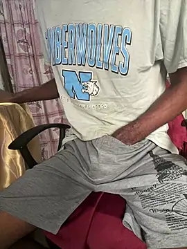 Snapshot of Inuchethi chatting on 03.14.25 Inuchethi online show from 03.14.25