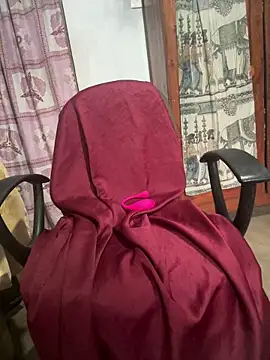 Snapshot of Inuchethi chatting on 03.20.25 Inuchethi online show from 03.20.25