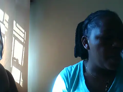 Snapshot of sexy_dove chatting on 06.23.26 sexy dove online show from 06.23.26