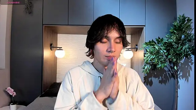 Snapshot of Brunodeluca_ chatting on 05.25.26 Brunodeluca online show from 05.25.26