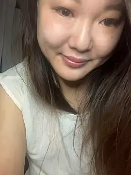 Snapshot of yuanae chatting on 05.15.26 yuanae online show from 05.15.26