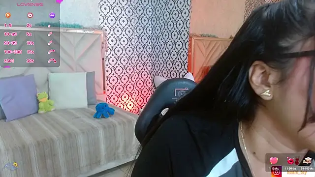 Snapshot of fiory_tay chatting on 06.11.26 fiory tay online show from 06.11.26
