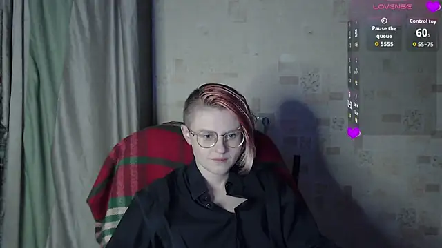 Snapshot of __Freya___ chatting on 07.08.26 Freya online show from 07.08.26
