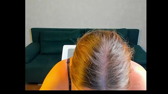 Snapshot of Shakira_Lux chatting on 06.20.26 Shakira Lux online show from 06.20.26