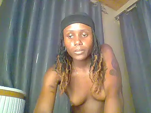 Snapshot of kiki8390 chatting on 06.19.26 kiki8390 online show from 06.19.26