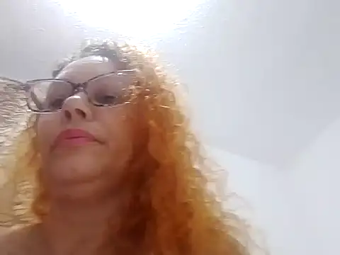 Snapshot of anabiatrizboa chatting on 05.18.26 anabiatrizboa online show from 05.18.26