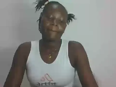 Petitepretty23 online show from 05.16.26