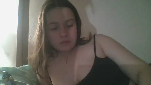 Snapshot of RiaLowelyt chatting on 05.31.26 RiaLowelyt online show from 05.31.26
