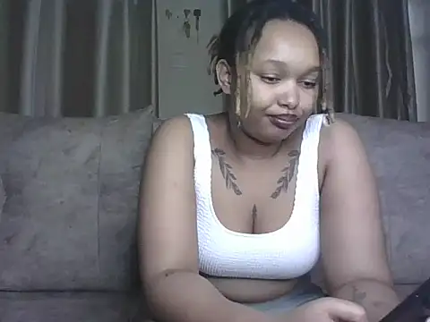 Snapshot of Candy_Tracy chatting on 06.17.26 Candy Tracy online show from 06.17.26