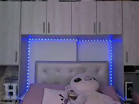 Snapshot of Honniewhitee_ chatting on 07.16.26 Honniewhitee online show from 07.16.26