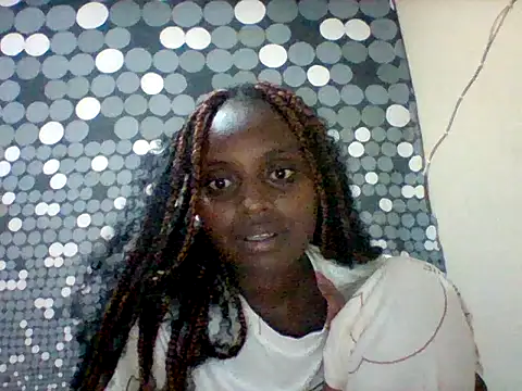 Snapshot of liligal chatting on 06.11.26 liligal online show from 06.11.26